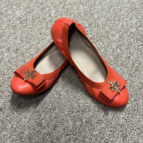 Perfect fall flats - Picture 1 of 5